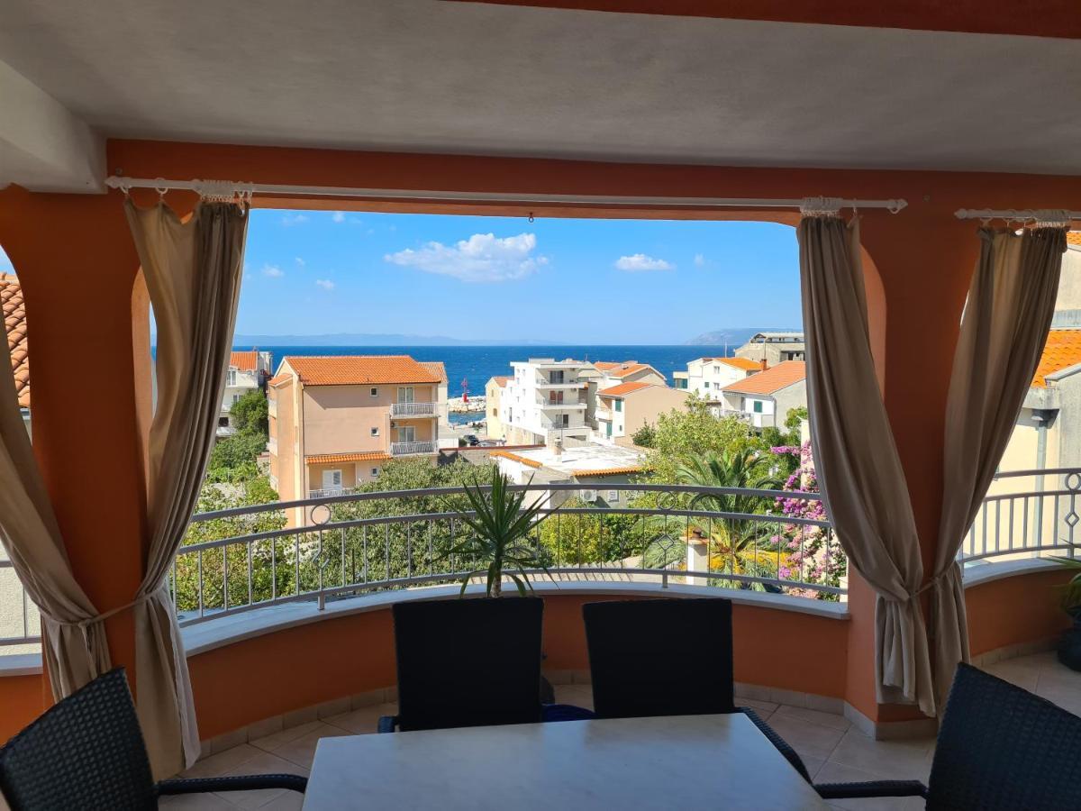 Villa Goda Tučepi エクステリア 写真