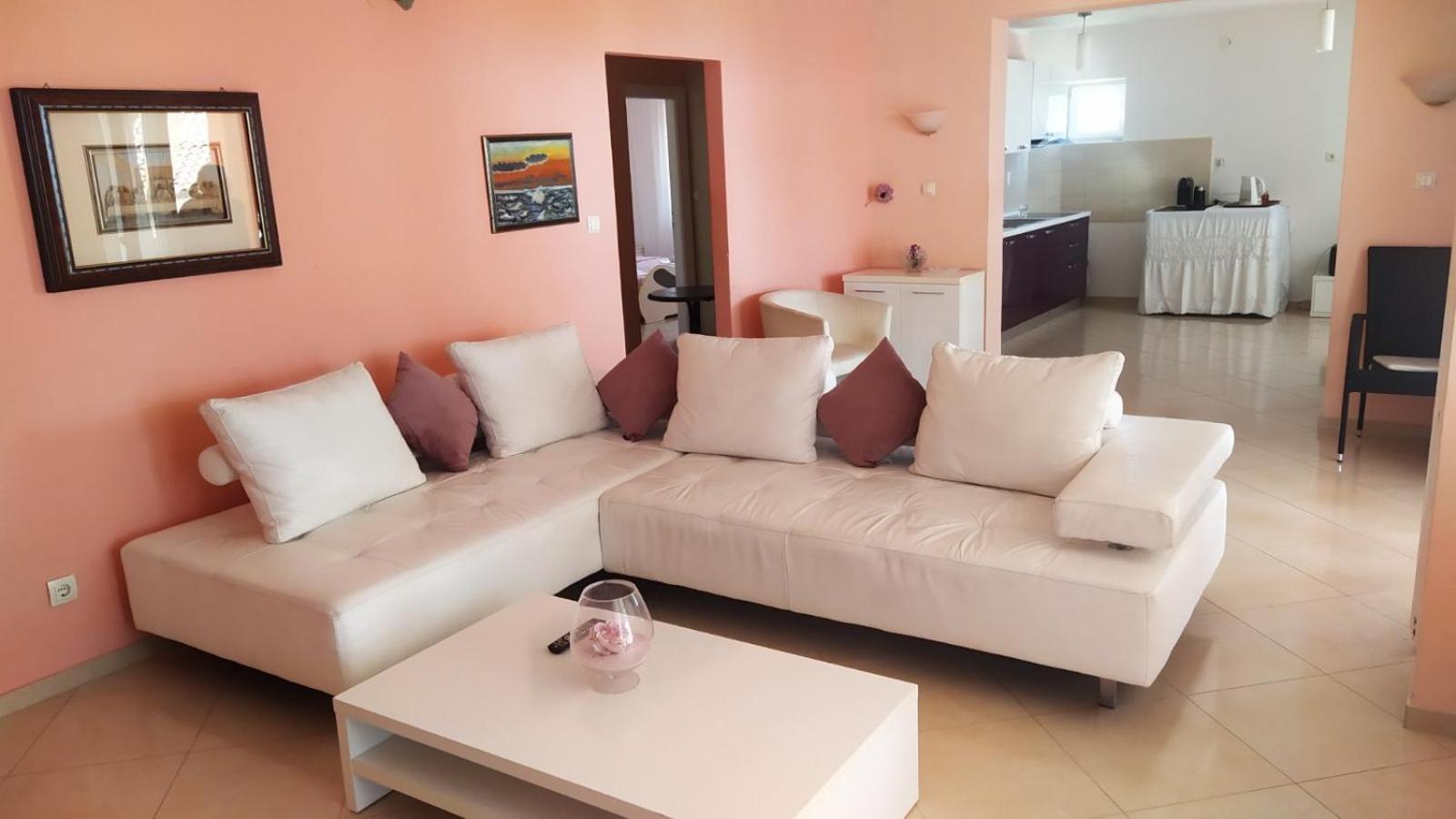 Villa Goda Tučepi 部屋 写真