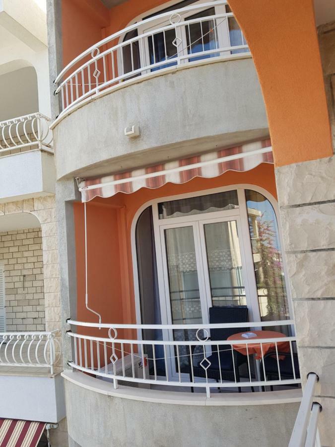 Villa Goda Tučepi エクステリア 写真